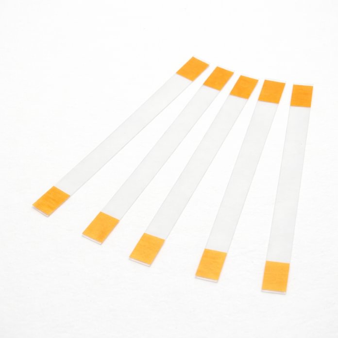 Svyruojanti juostelė karuliui (plastikinė, skaidri)