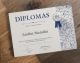 Diplomai su UV laku