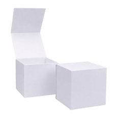 Balta magnetinė kubo formos dovanų dėžutė, 14x14x14 cm